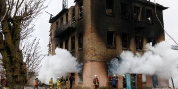 Russia Launches Extensive Missile and Drone Strikes on Ukraine During Peace Talks