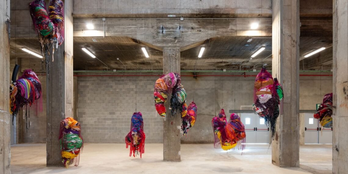 Scottish Artist Nnena Kalu Wins 2025 Turner Prize for Sculpture Exhibition