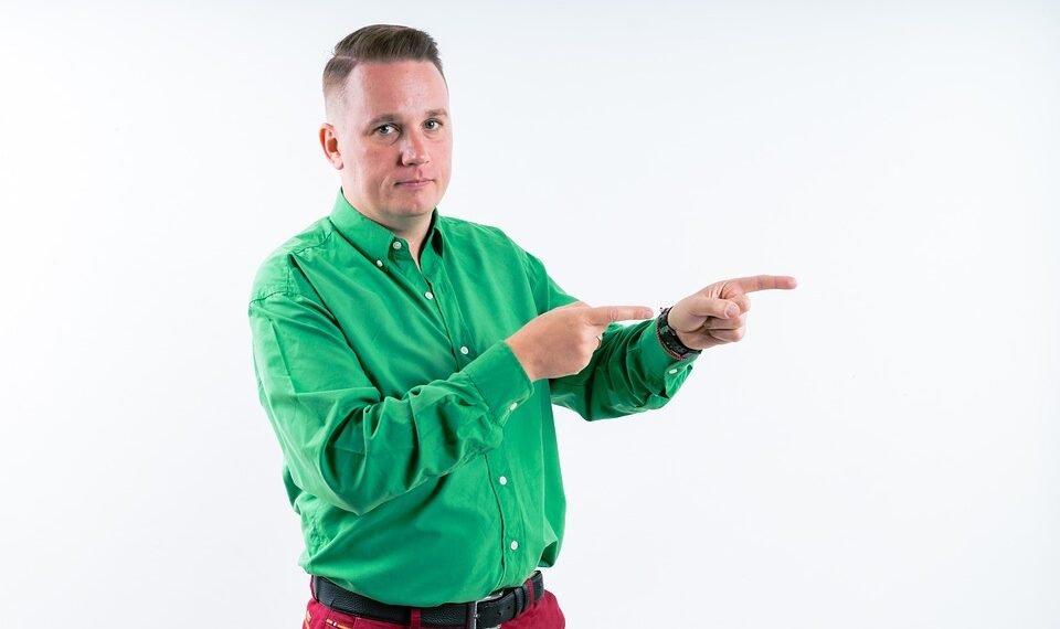 how the human brain processes information