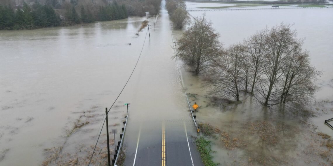 Severe Flooding Threatens Lives in Washington State, USA
