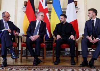 Starmer Meets Zelenskyy for Crisis Talks on Peace Efforts in Ukraine