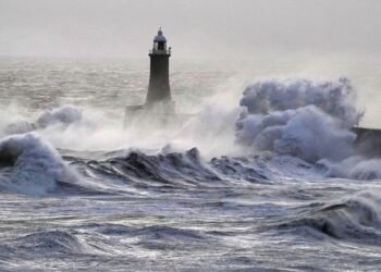 Storm Bram Expected to Bring 90mph Winds and Travel Disruptions Across the UK