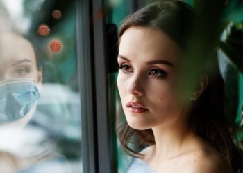 difference between viruses and bacteria