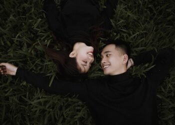 how muscles and bones work together