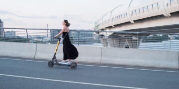 impact of technology on modern fashion design