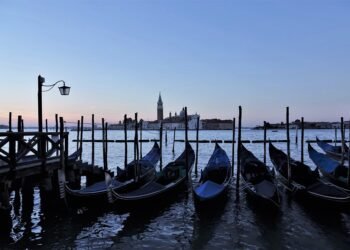 analysis of iconic opening scenes in cinema