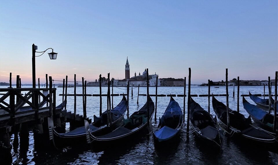 analysis of iconic opening scenes in cinema