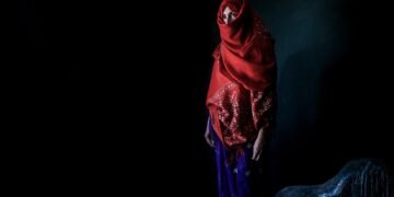 how cultural traditions influence global fashion