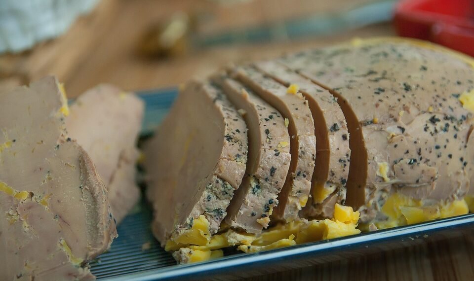 role of the liver in detoxification