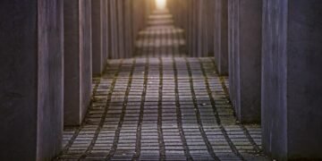 history of cinematic storytelling structures