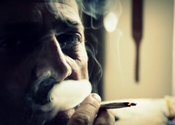 effects of smoking on human health