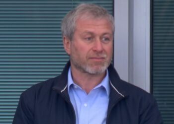 Tory Shadow Minister Faces Conflict of Interest Allegations in Abramovich Case