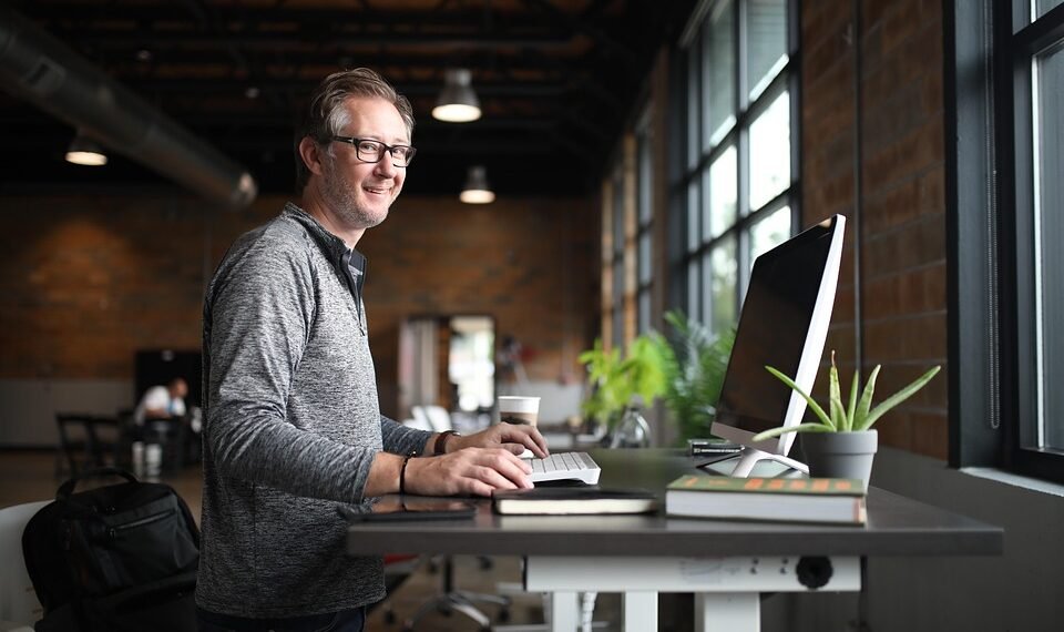 impact of technology on modern workplaces