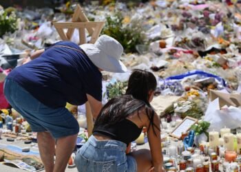 UK Chief Rabbi Says Bondi Terror Attack Leaves Jewish Community Heartbroken