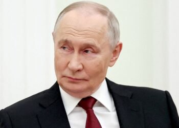 US Envoy to Meet Putin in Moscow Amid NATO's Consideration of Pre-emptive Strike