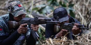 US-Venezuela Tensions: Warships, CIA Role, and Potential Precision Strikes Explained