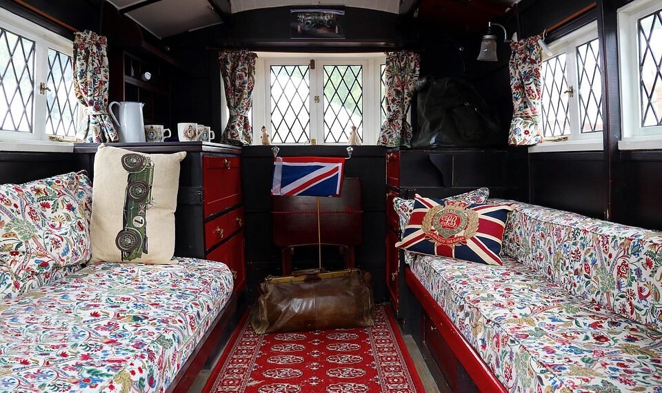 what is devolution in the united kingdom