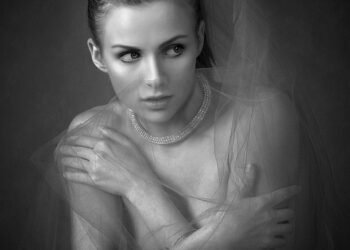 how hormones regulate body functions