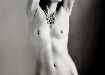 how hormones regulate body functions