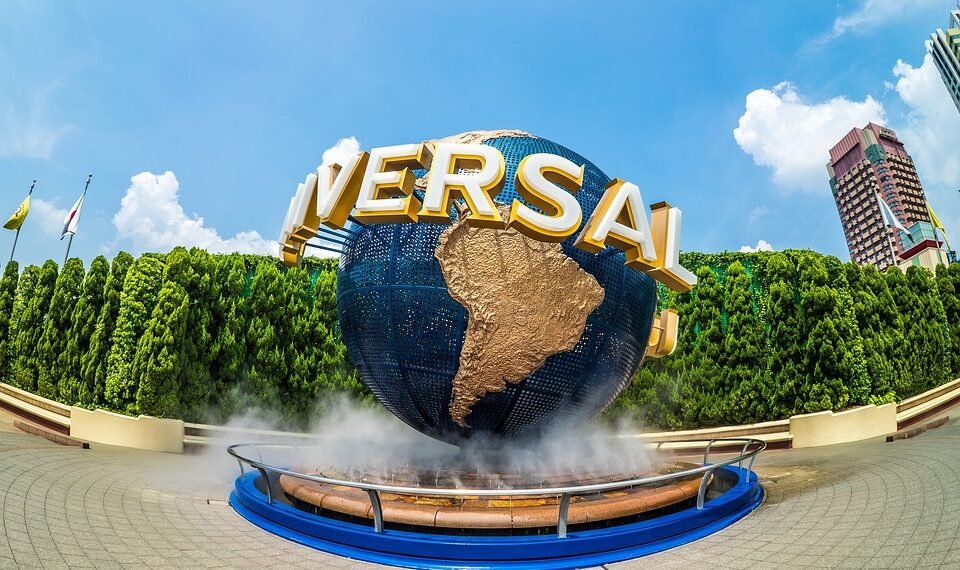 introduction to Newton’s law of universal gravitation