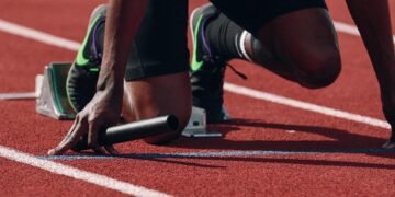 how relay races work in athletics