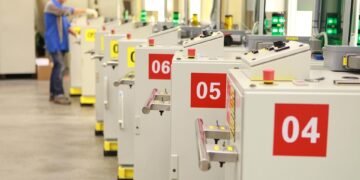 what is the cabinet and how it operates