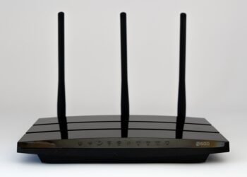 role of routers and modems in internet access