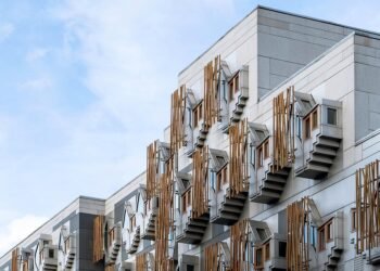 how scottish parliament functions