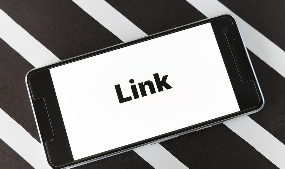 structure of a URL and how the web works