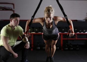 how muscles and bones work together