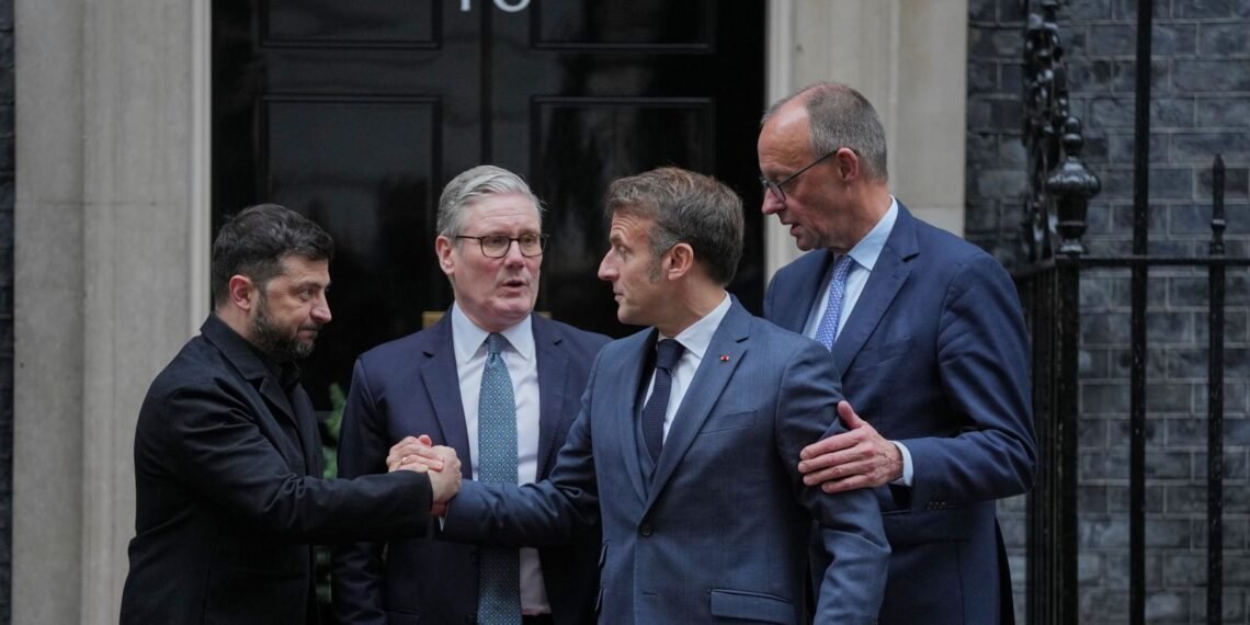 Zelenskyy to Present Updated Peace Plan to US Amid Critical Ukraine Situation