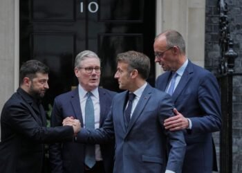 Zelenskyy to Present Updated Peace Plan to US Amid Critical Ukraine Situation