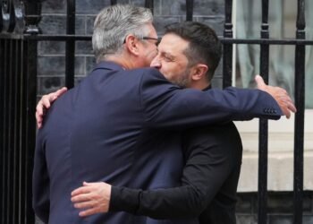 Zelenskyy's UK Visit: Navigating Challenges for a Sustainable Peace Deal