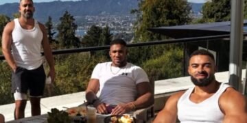 Anthony Joshua Honours Friends Lost in Tragic Nigeria Car Crash