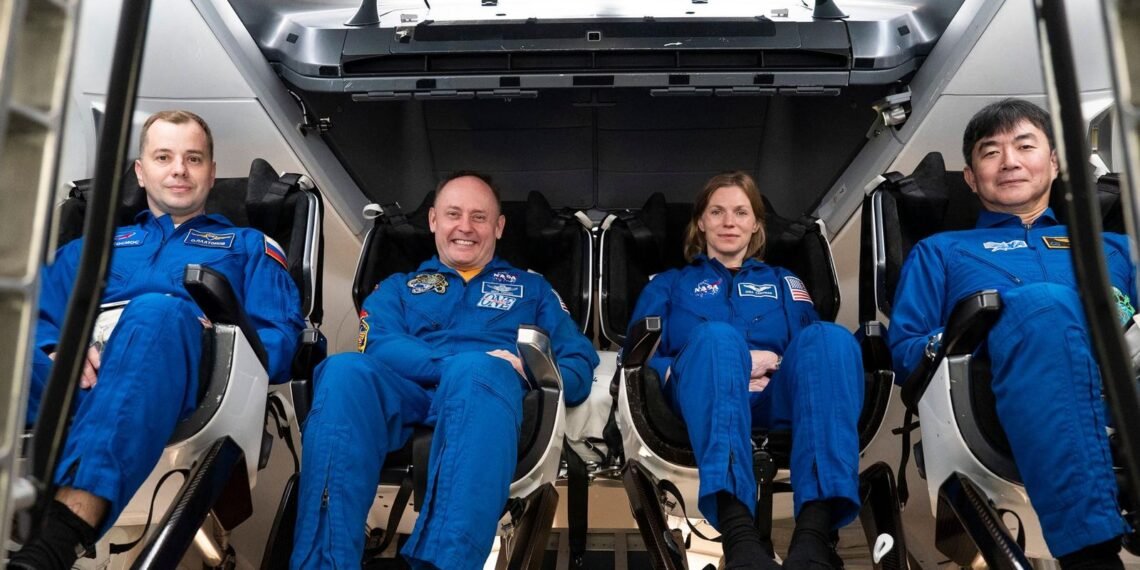 Astronauts Prepare for Return from Space Station Due to Medical Concerns
