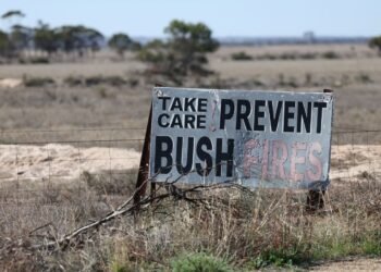 Australian Bushfires Prompt Evacuations and School Closures Amid Catastrophic Conditions