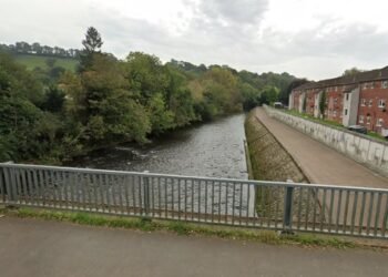 Body Discovered in Search for Missing Kayaker in UK Waters