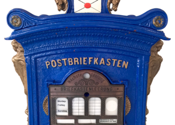 history of box office tracking and reporting