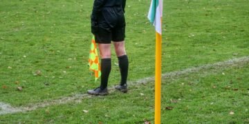 how offside rule works in football