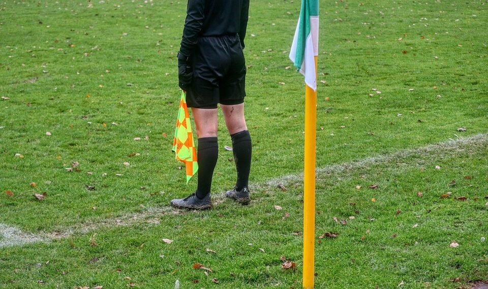 how offside rule works in football