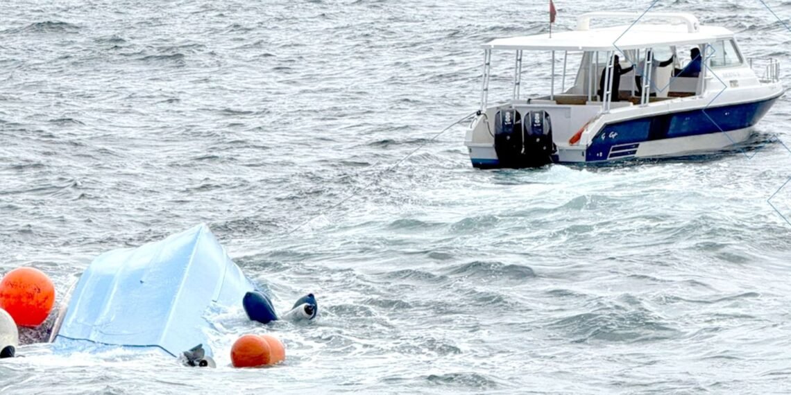 Capsizing of Tourist Boat in Oman Claims Three Lives