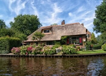 how casting decisions influence character portrayal