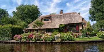 how casting decisions influence character portrayal