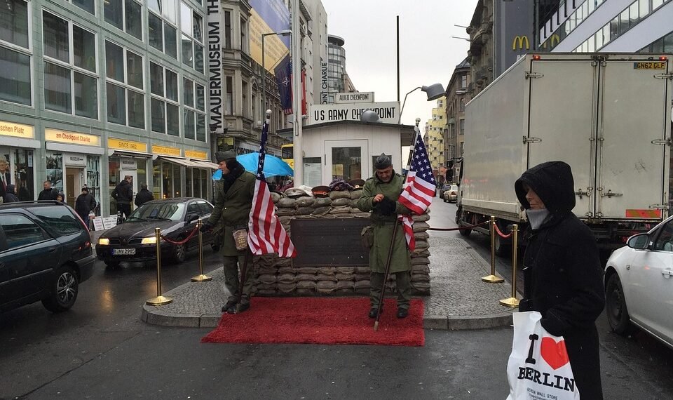 charlie chaplin influence on modern comedy