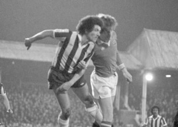 Ex-Man United Star Claims Heading Ball Contributed to Dementia Diagnosis