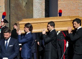 Fashion and Film Icons Pay Tribute to Valentino, Italy's Haute Couture Legend