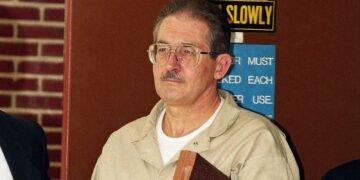 Former CIA Officer Who Betrayed Agency to Soviet Union Dies in Prison at 84