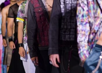 how runway trends differ from street style