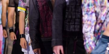 how runway trends differ from street style