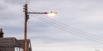 Glasgow City Council to Pay £80,000 After Falling Lamppost Injury